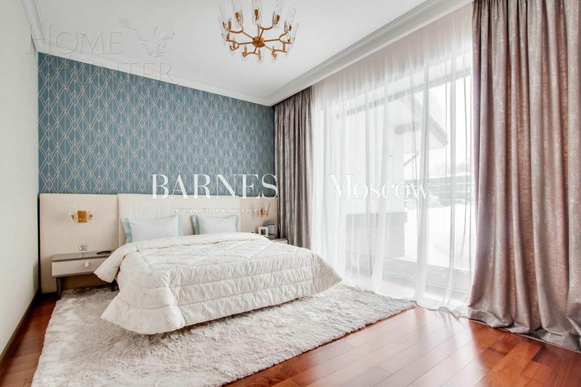 2-этажный коттедж 1 000 м² с отделкой