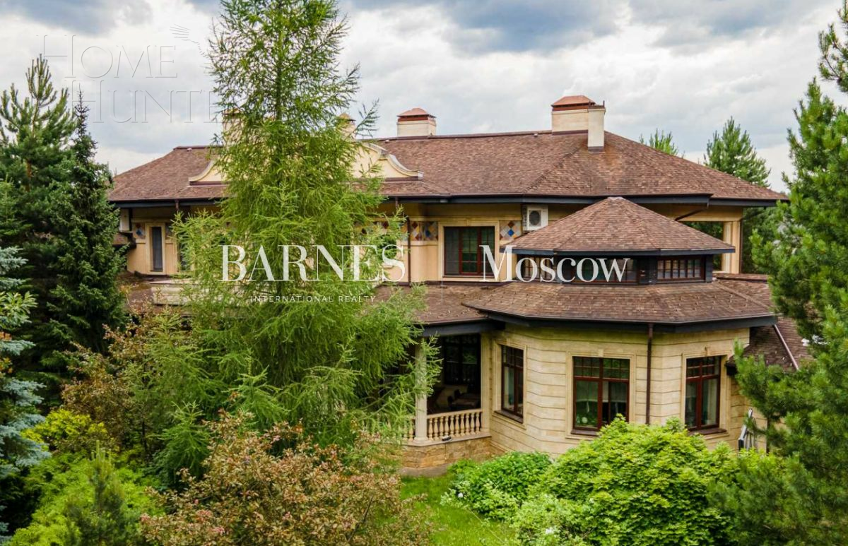 2-этажный коттедж 1 400 м² с отделкой