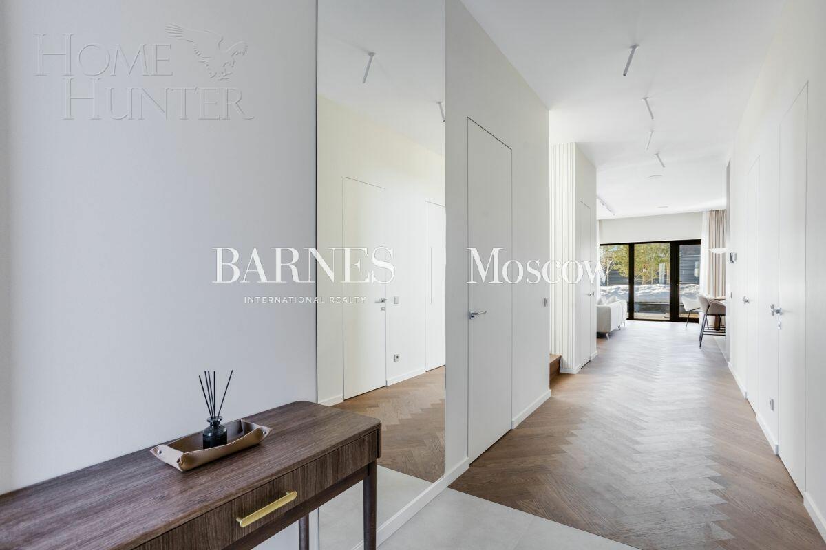 2-этажный коттедж 262 м² с отделкой