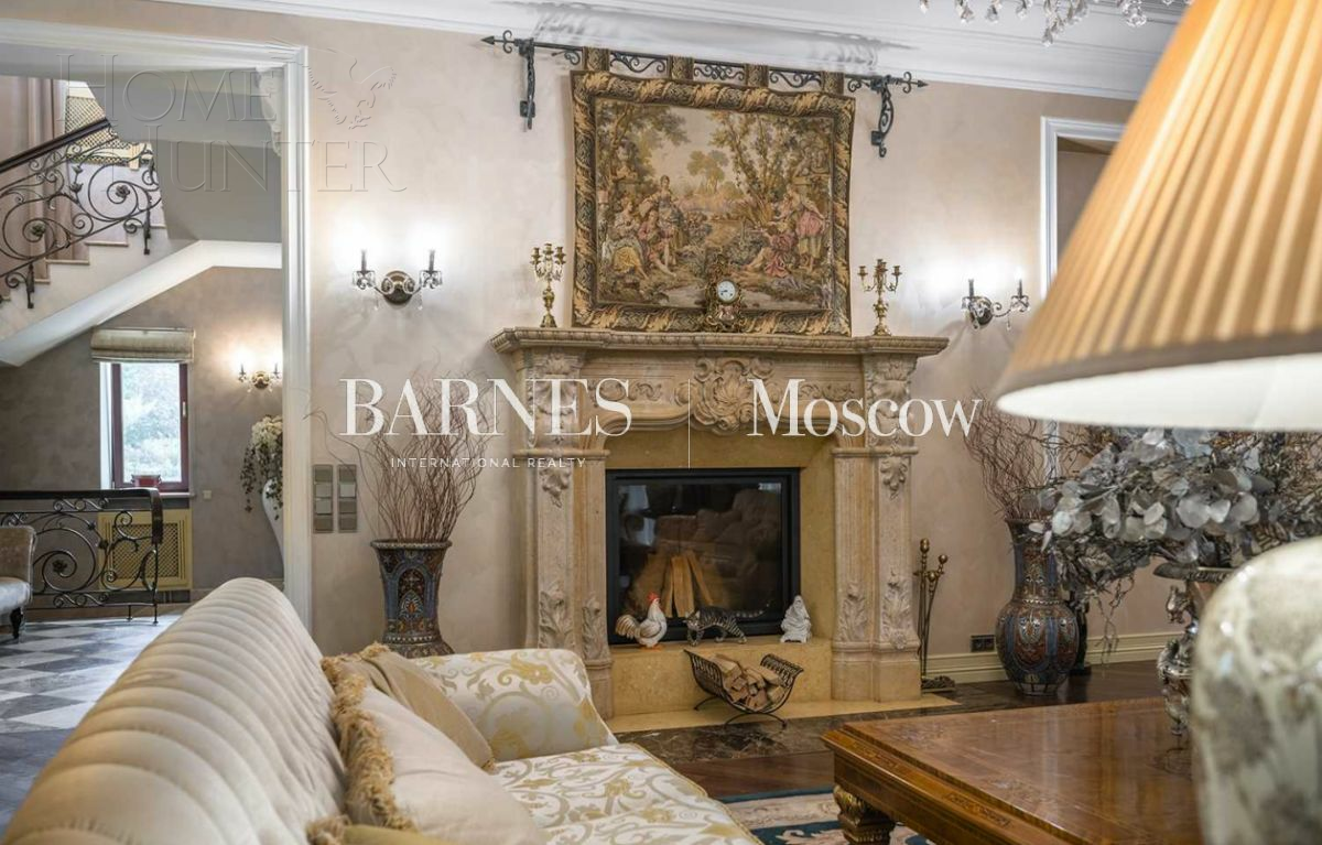 2-этажный коттедж 1 400 м² с отделкой