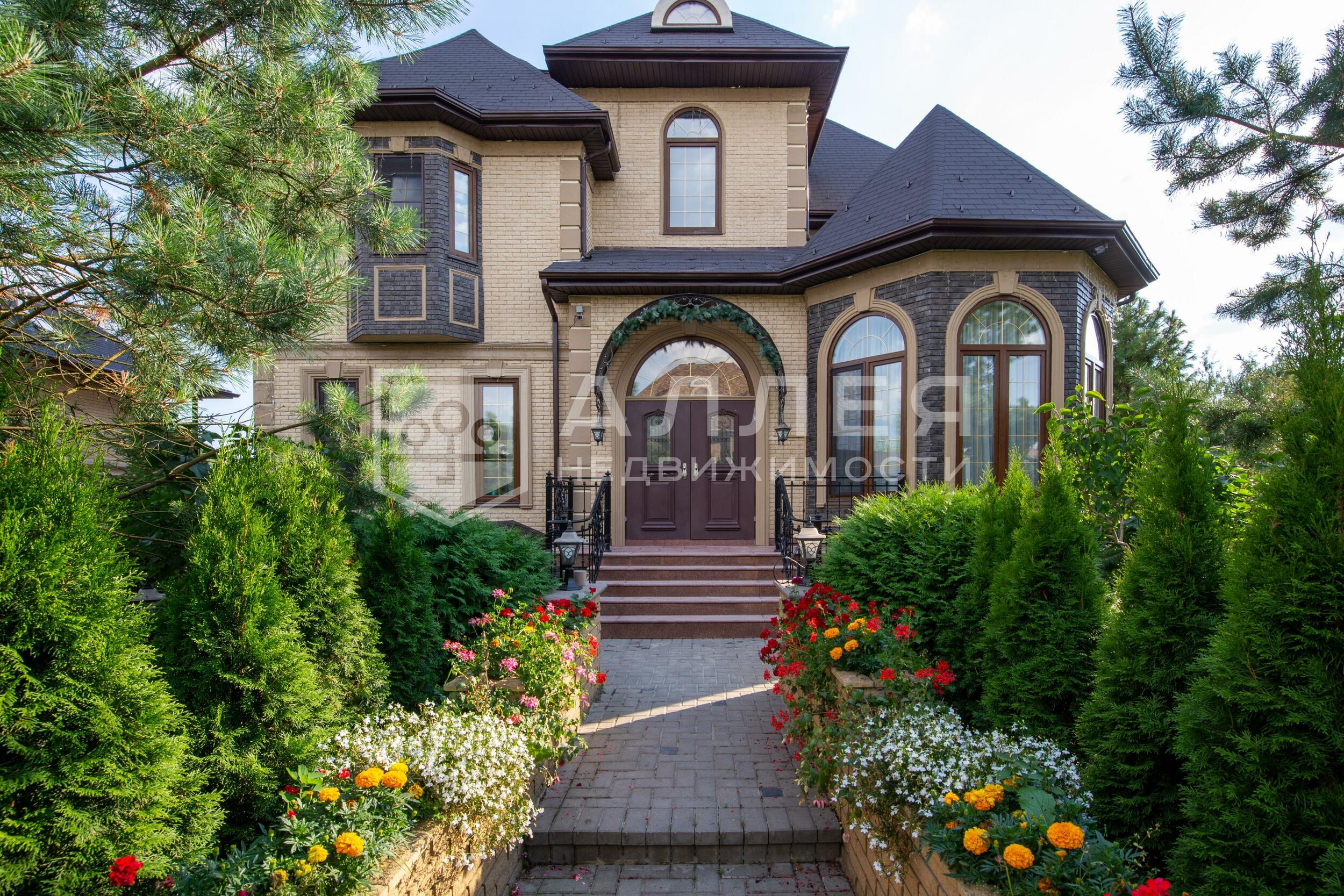 2-этажный коттедж 385 м² с отделкой