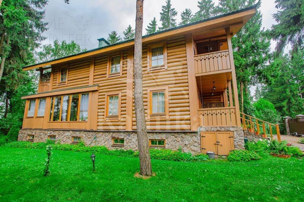 2-этажный коттедж 450 м² с отделкой