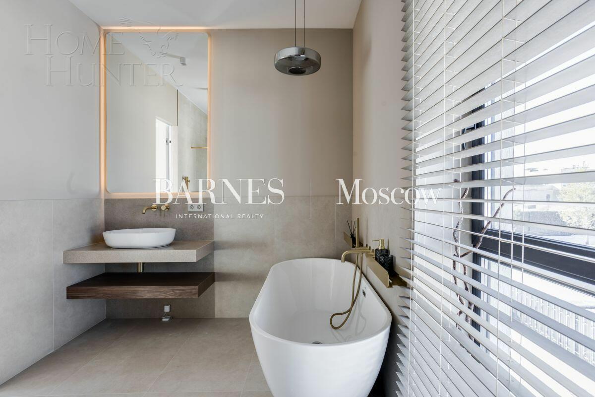 2-этажный коттедж 262 м² с отделкой