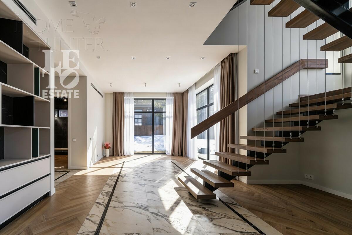 2-этажный коттедж 140 м² с отделкой