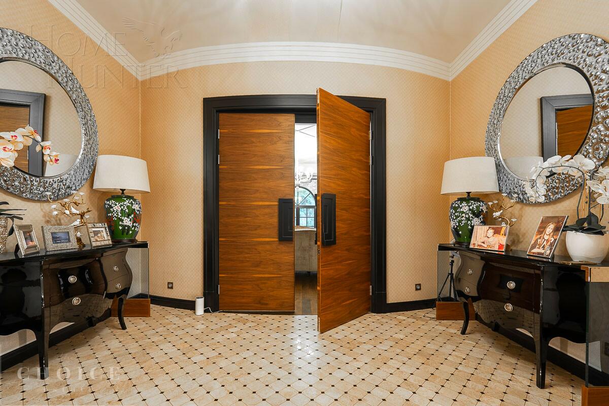 2-этажный коттедж 800 м² с отделкой