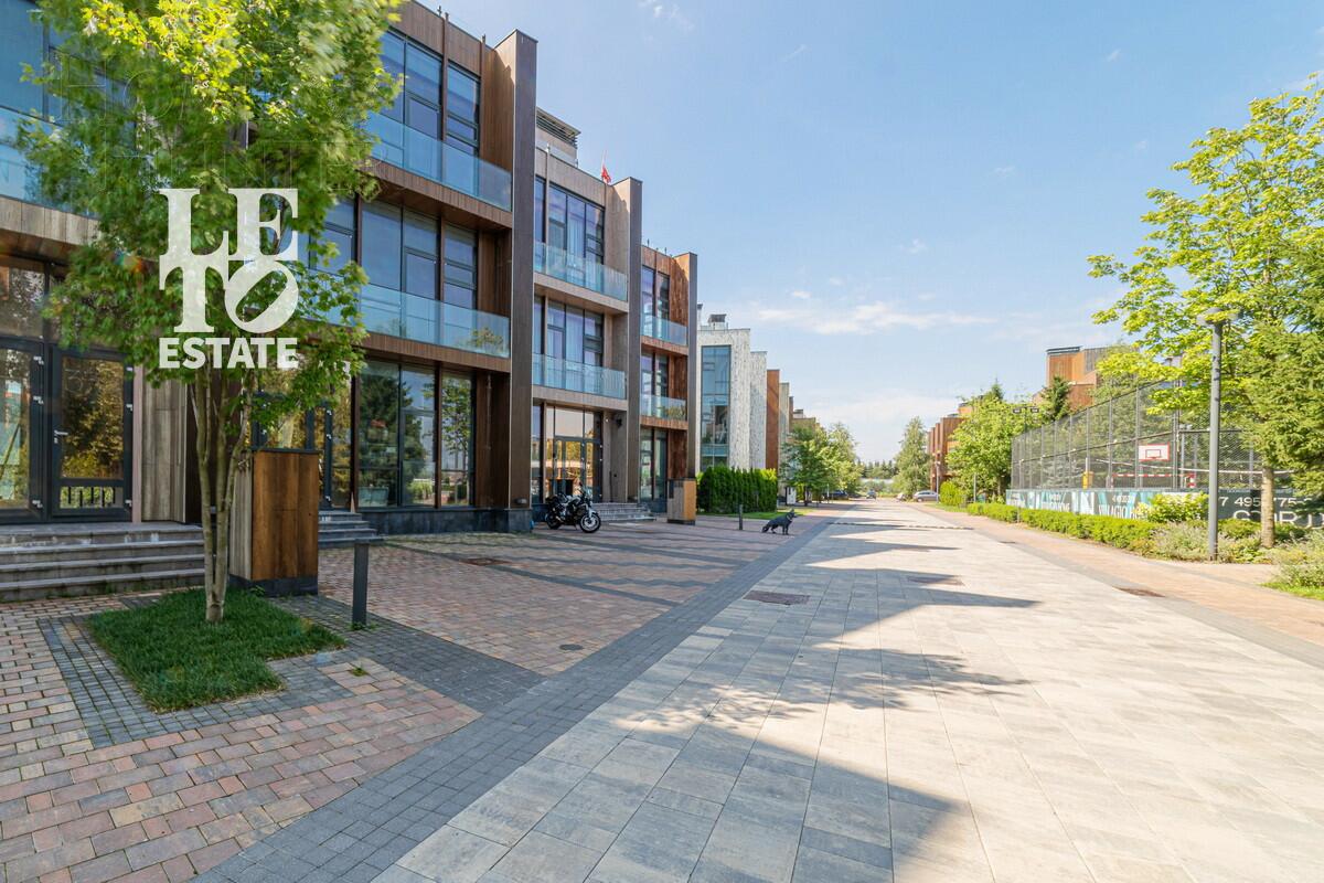 3-этажный таунхаус 169 м² с отделкой