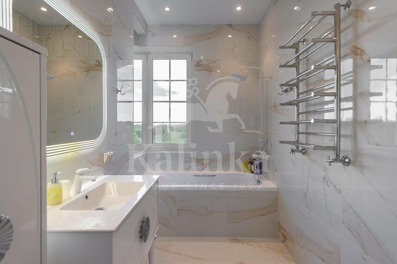 2-этажный коттедж 266 м² с отделкой