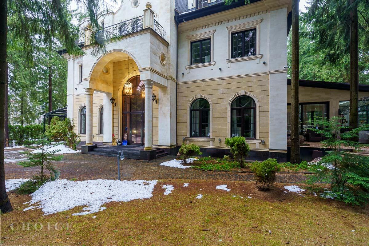 2-этажный коттедж 800 м² с отделкой