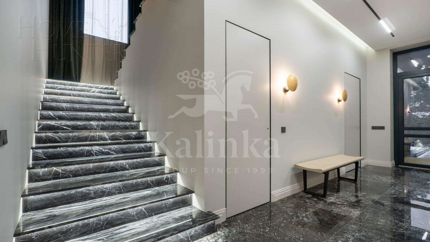 2-этажный коттедж 467 м² с отделкой