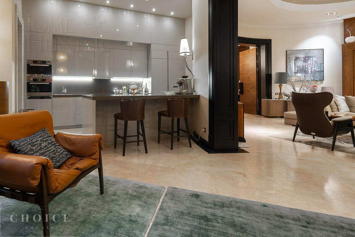 2-этажный коттедж 800 м² с отделкой