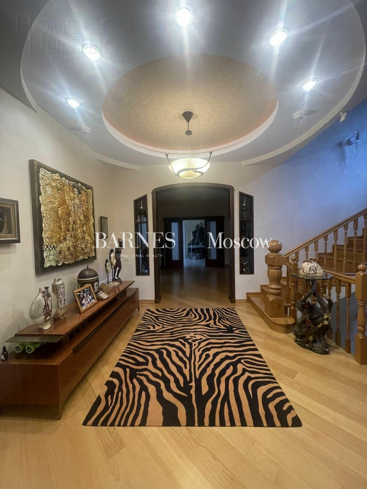 2-этажный коттедж 1 416.2 м² с отделкой