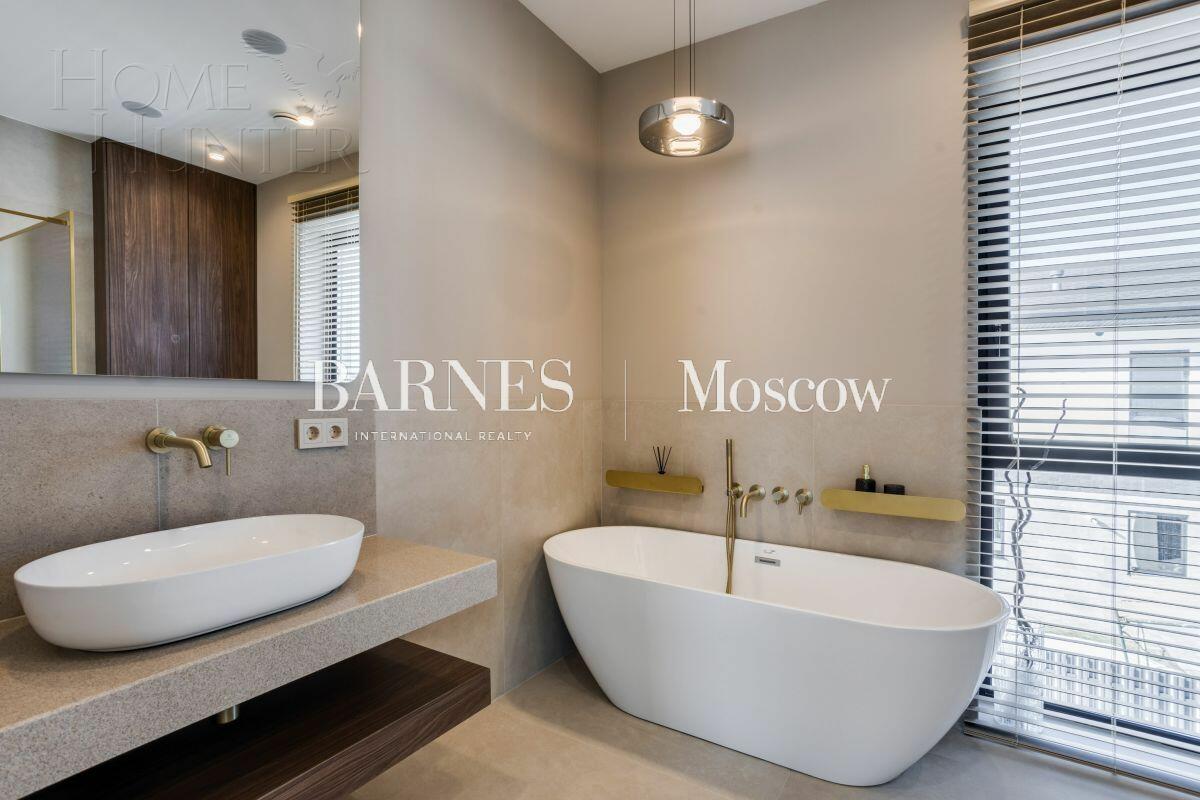 2-этажный коттедж 262 м² с отделкой