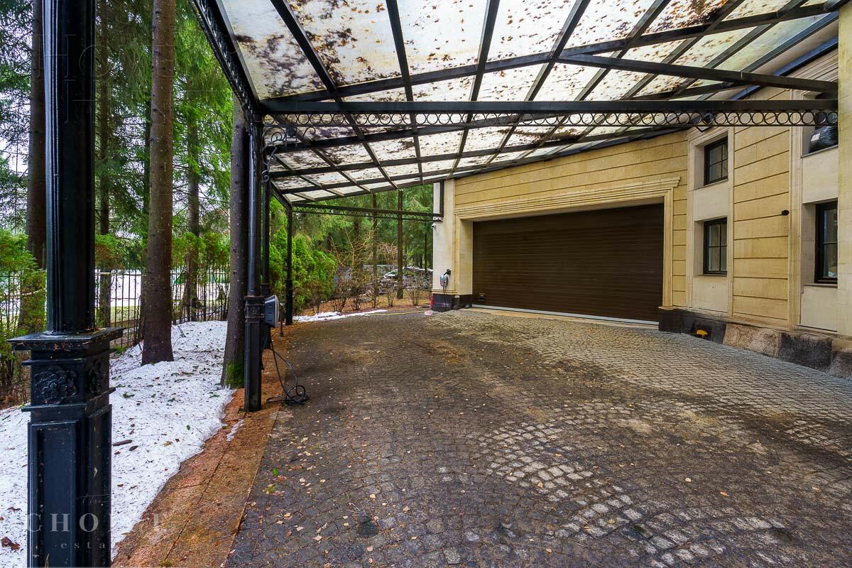 2-этажный коттедж 800 м² с отделкой