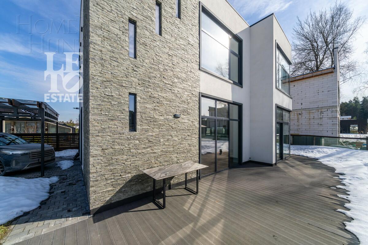 2-этажный коттедж 150 м² с отделкой