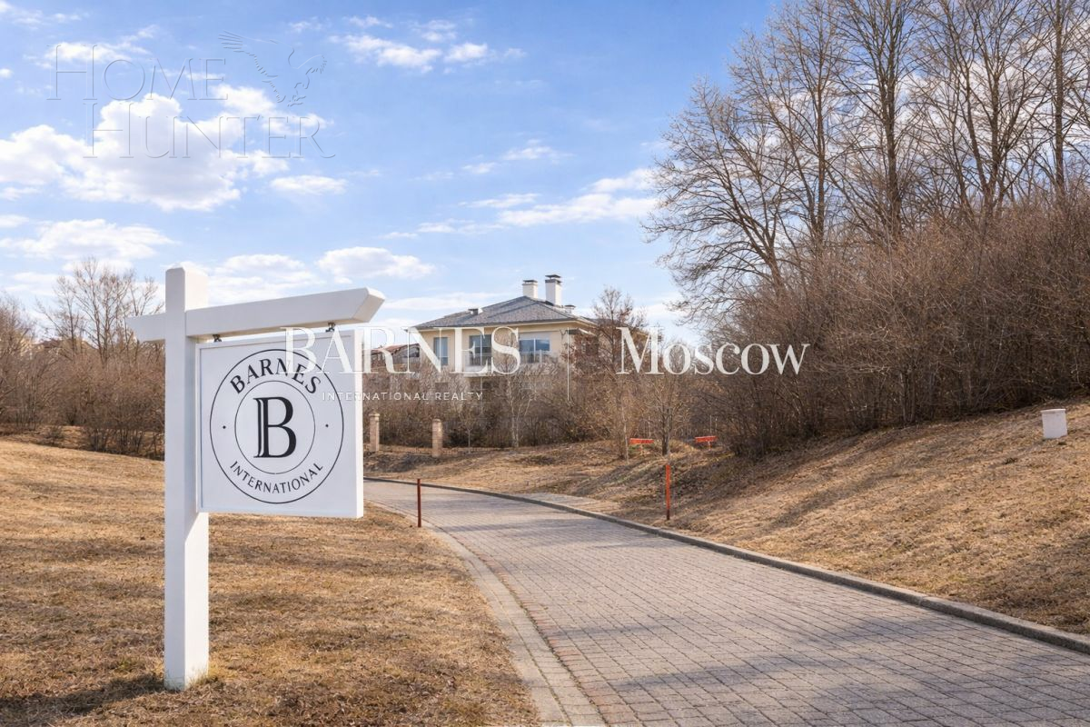 Участок 46.8 сот. в охраняемом поселке