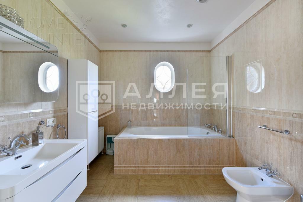 2-этажный коттедж 385 м² с отделкой