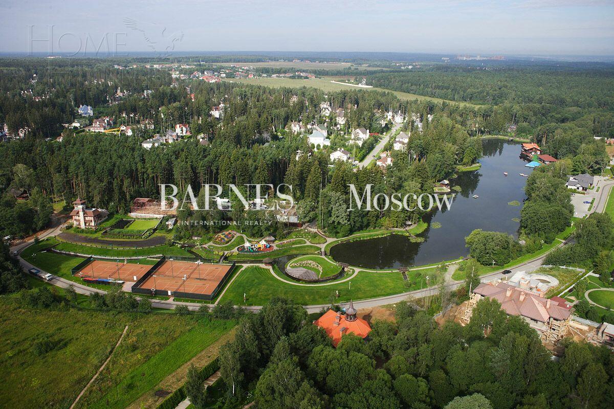 Участок 212.9 сот. в охраняемом поселке