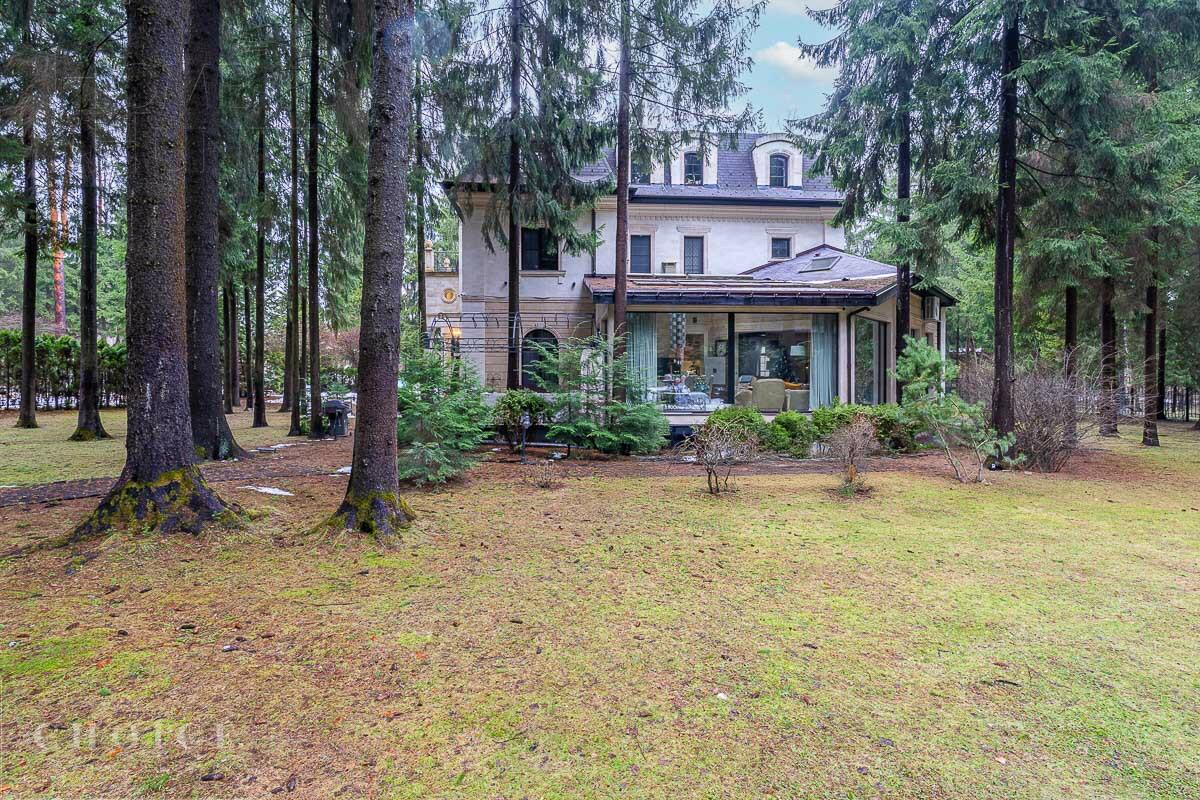 2-этажный коттедж 800 м² с отделкой