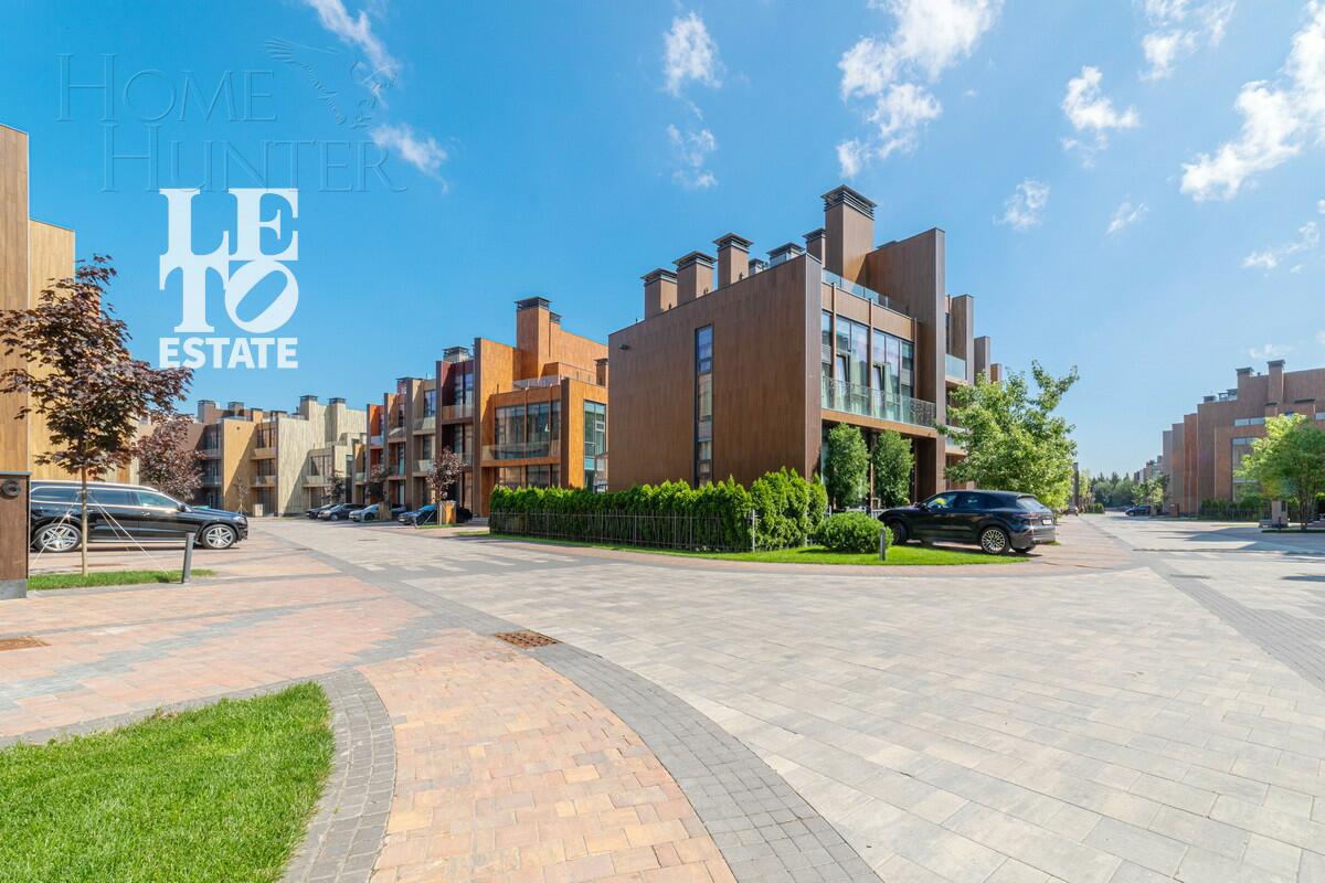 3-этажный таунхаус 169 м² с отделкой