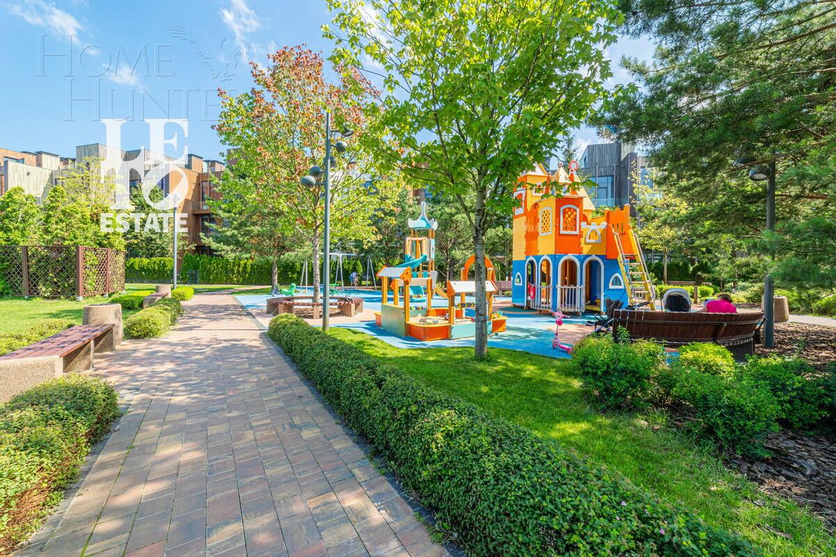 3-этажный таунхаус 169 м² с отделкой