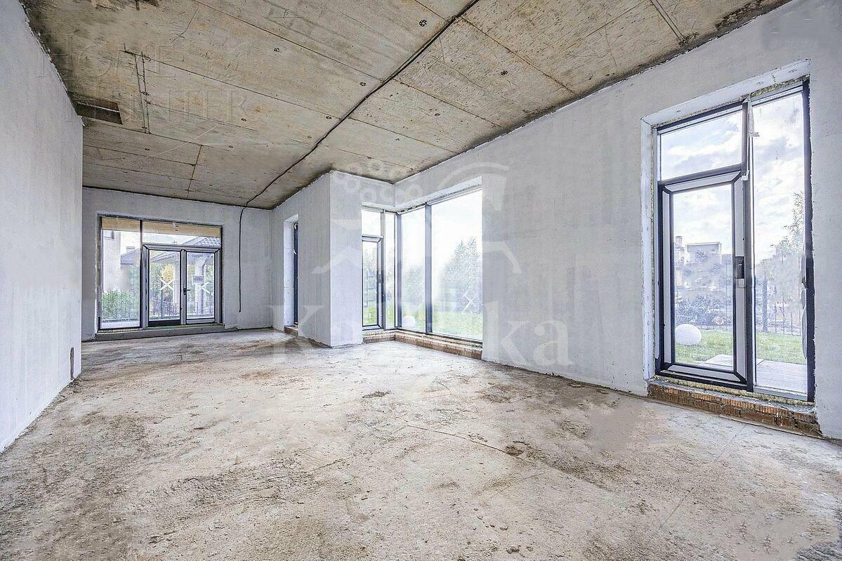 2-этажный коттедж 853.2 м² без отделки