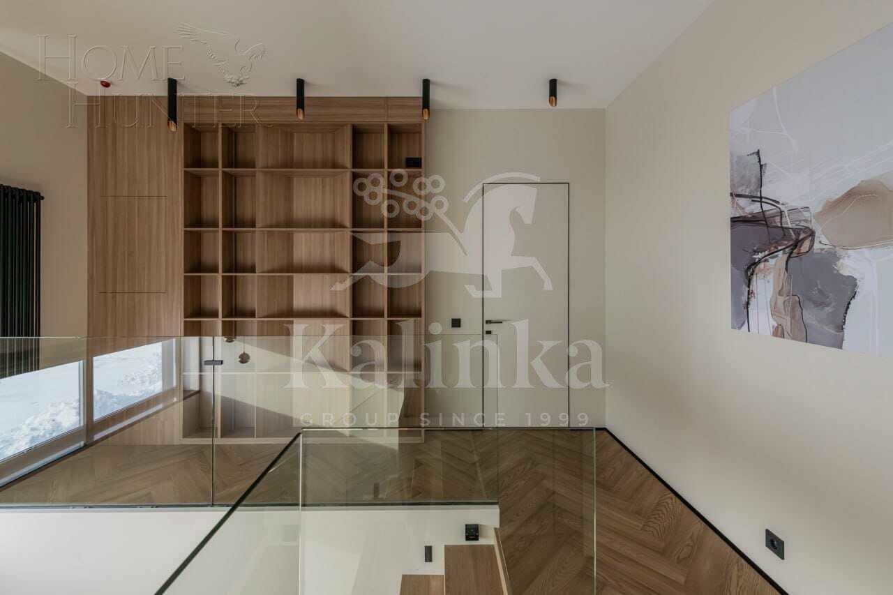 2-этажный коттедж 310 м² с отделкой