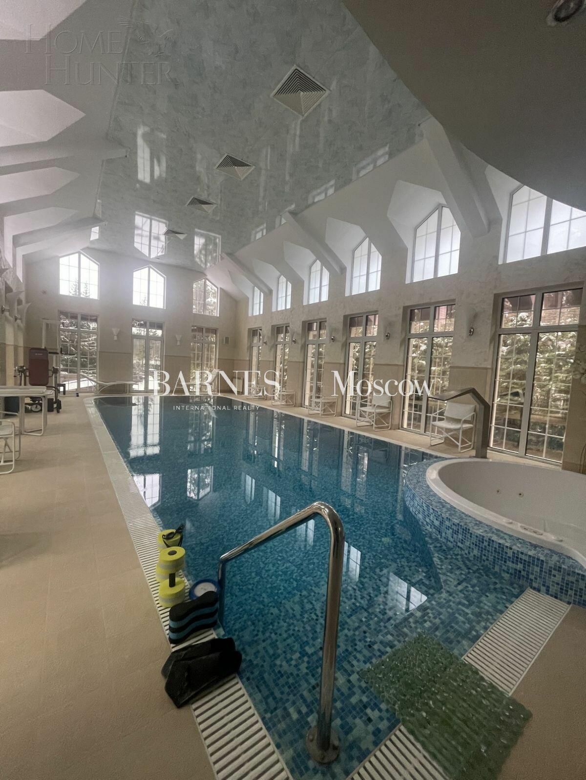 2-этажный коттедж 1 416.2 м² с отделкой