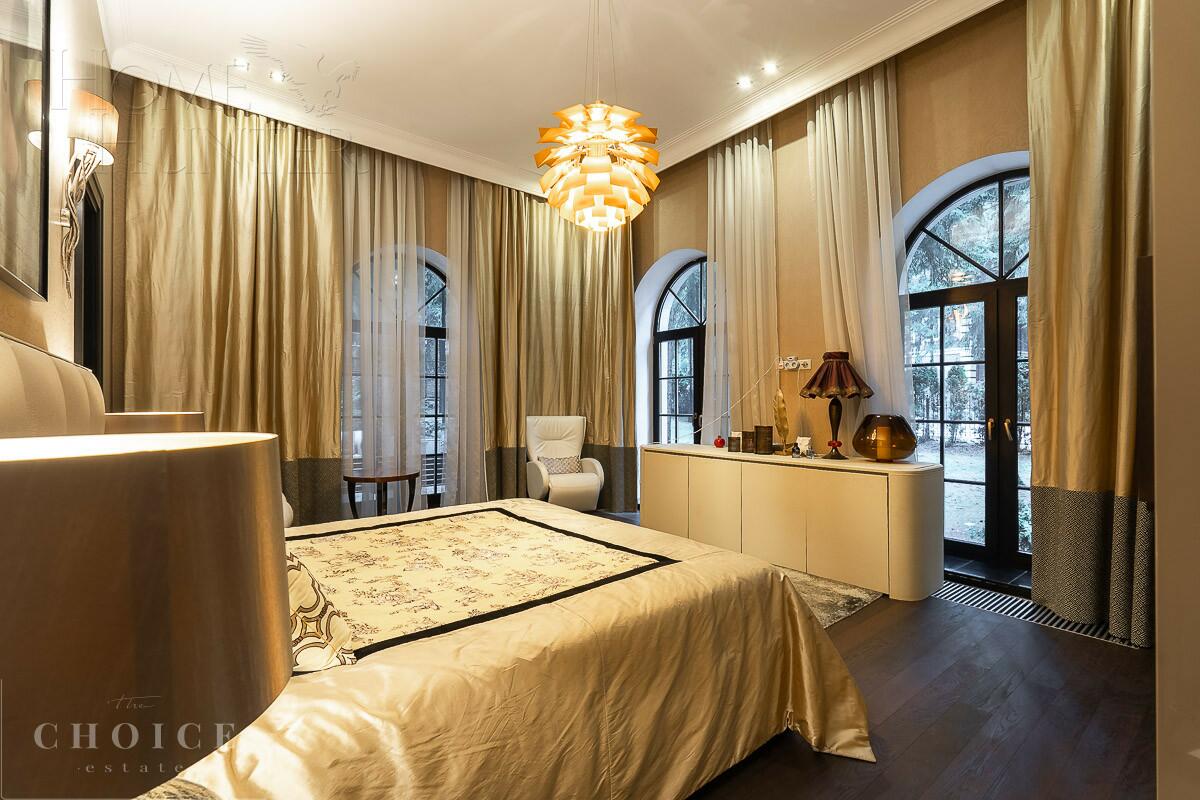 2-этажный коттедж 800 м² с отделкой