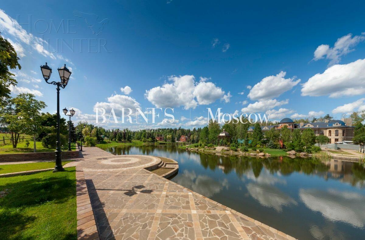 Участок 212.9 сот. в охраняемом поселке