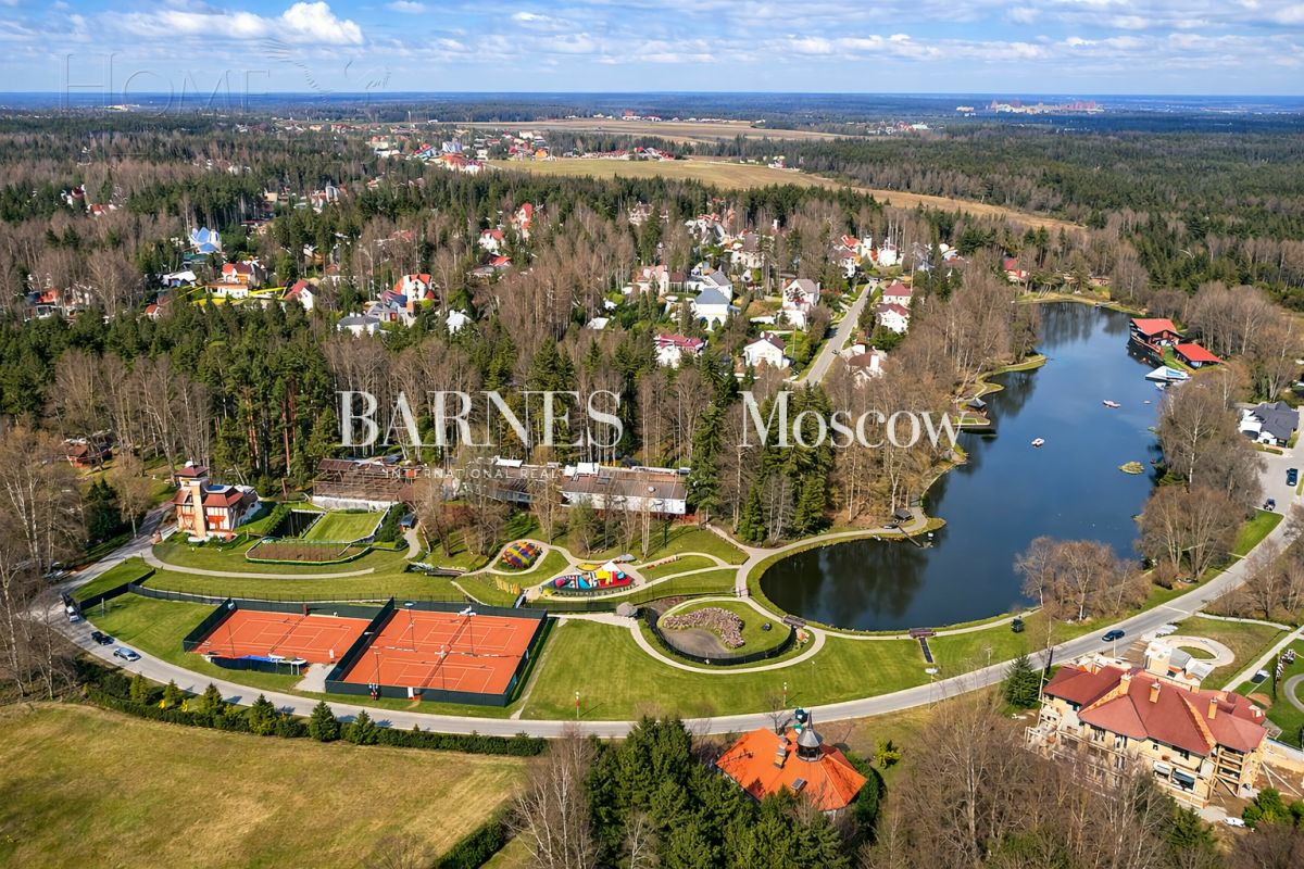 Участок 46.8 сот. в охраняемом поселке