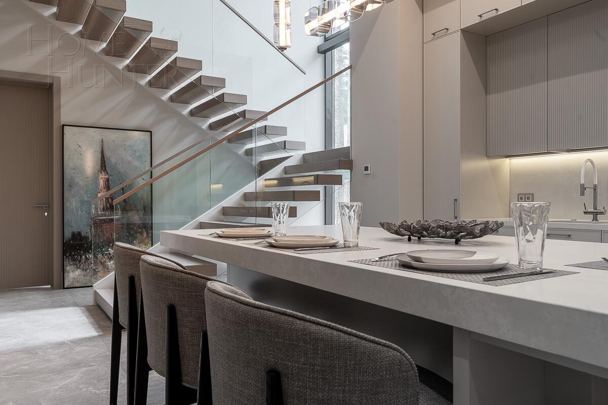 2-этажный коттедж 380 м² с отделкой