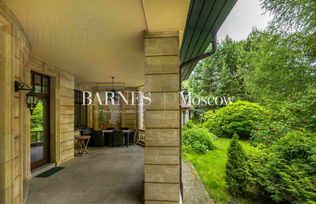 2-этажный коттедж 1 400 м² с отделкой