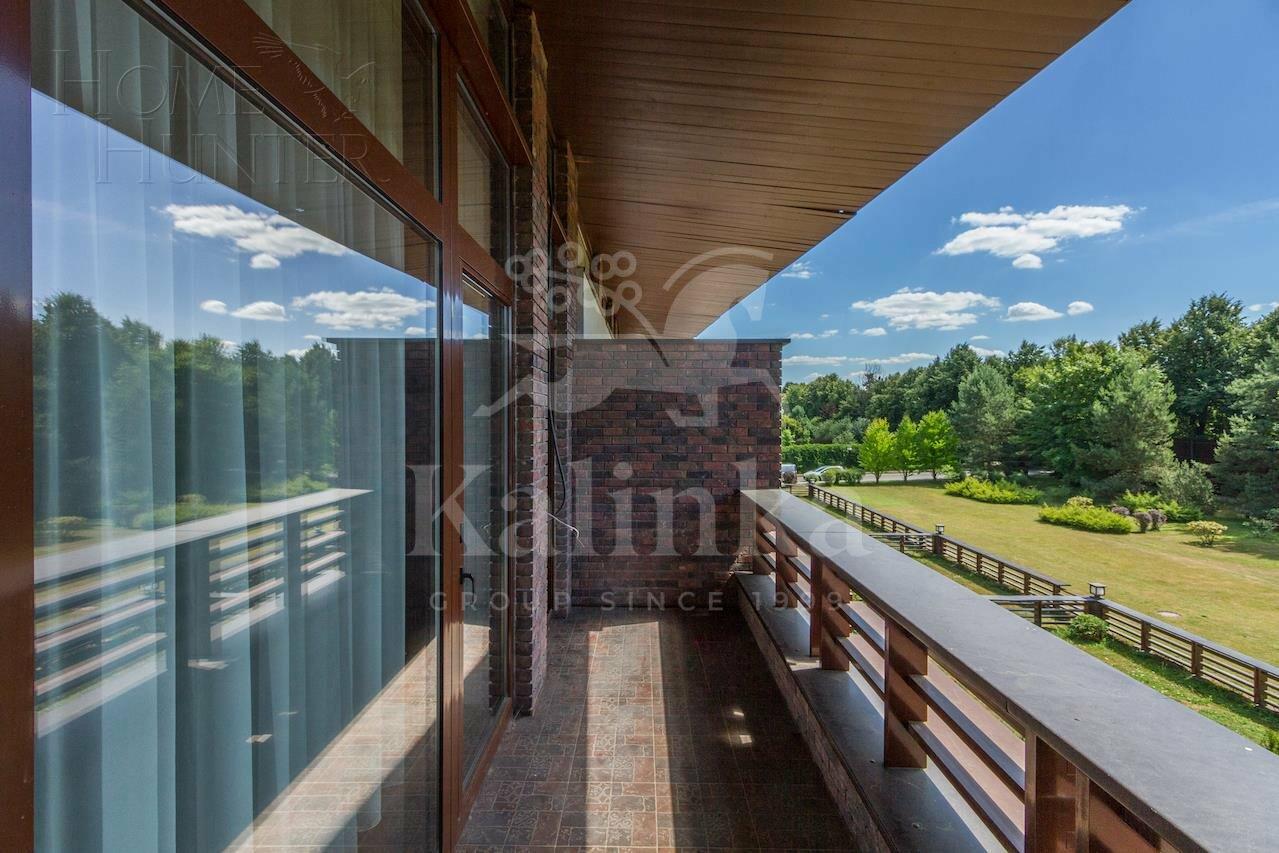 2-этажный таунхаус 356 м² с отделкой