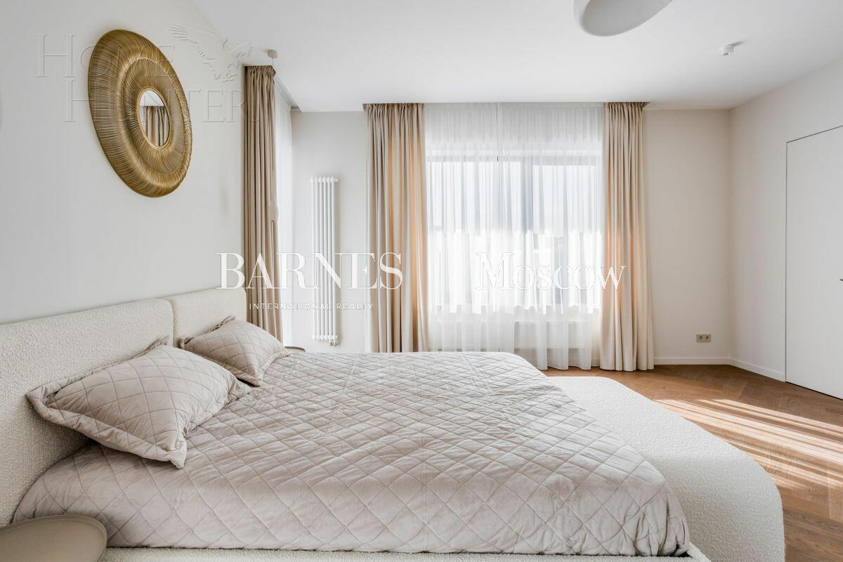 2-этажный коттедж 262 м² с отделкой