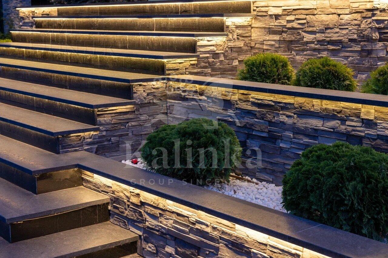 2-этажный коттедж 1 700 м² без отделки