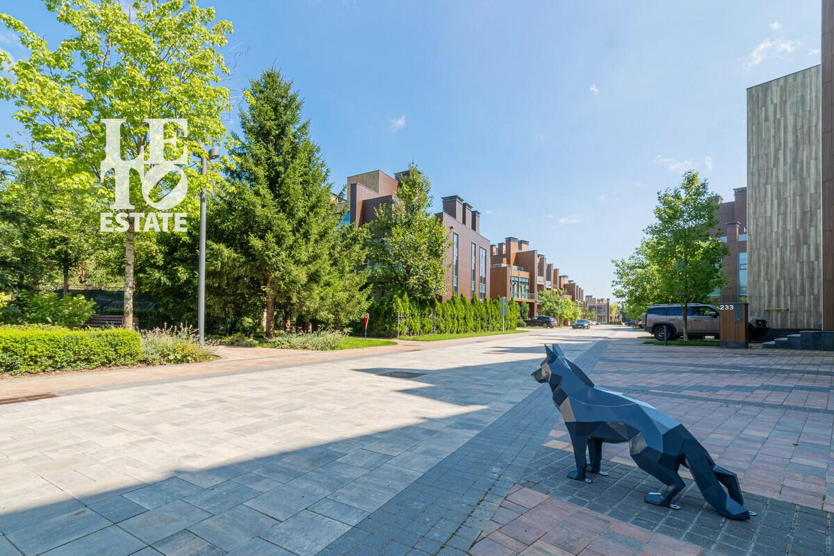 3-этажный таунхаус 169 м² с отделкой