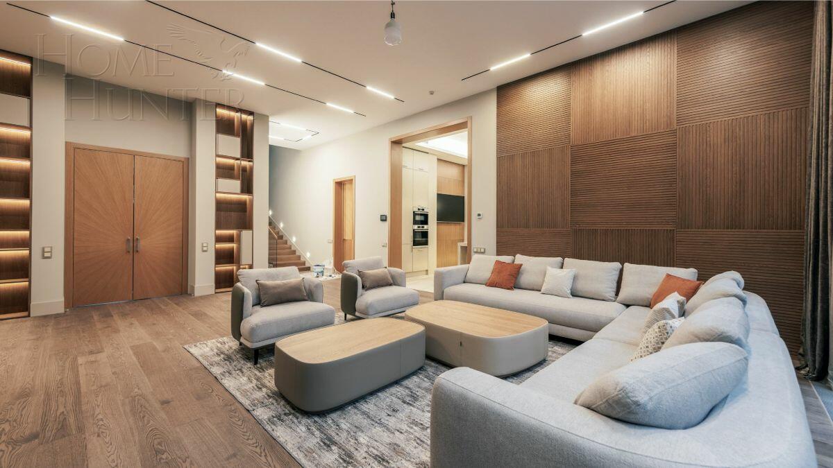 2-этажный коттедж 400 м² с отделкой