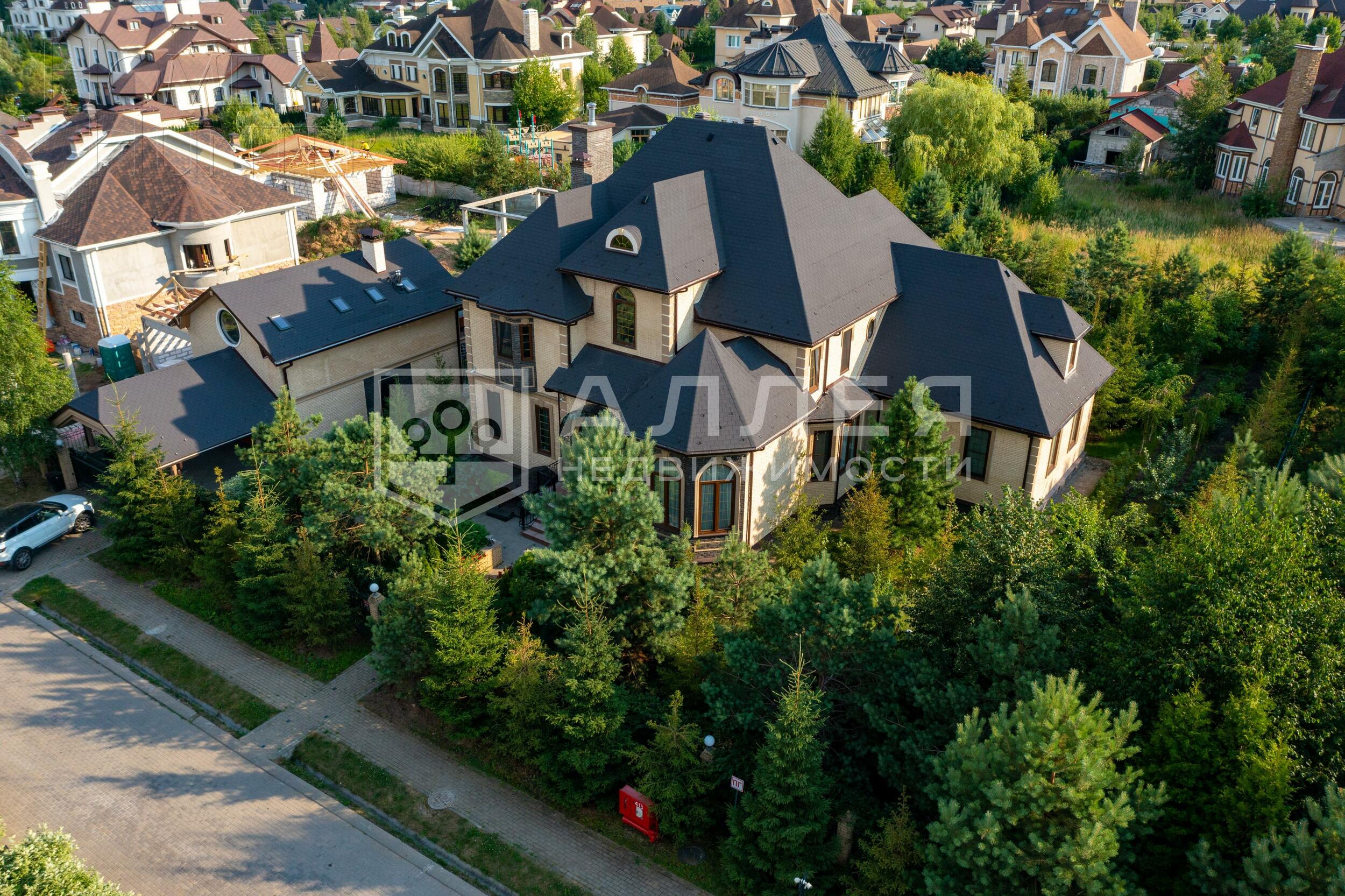 2-этажный коттедж 385 м² с отделкой