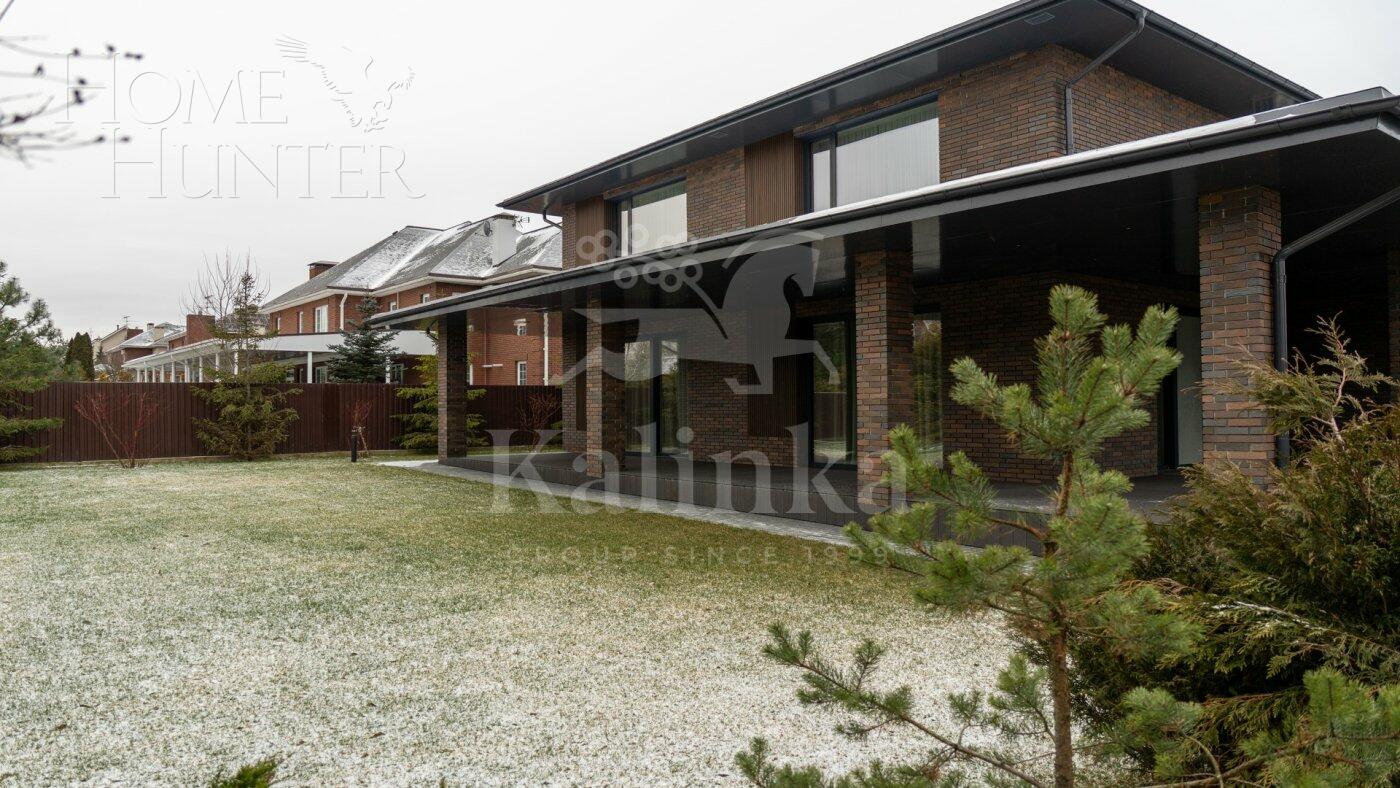 2-этажный коттедж 467 м² с отделкой