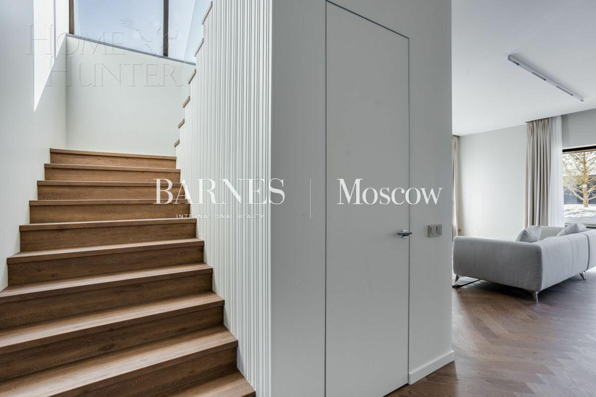 2-этажный коттедж 262 м² с отделкой