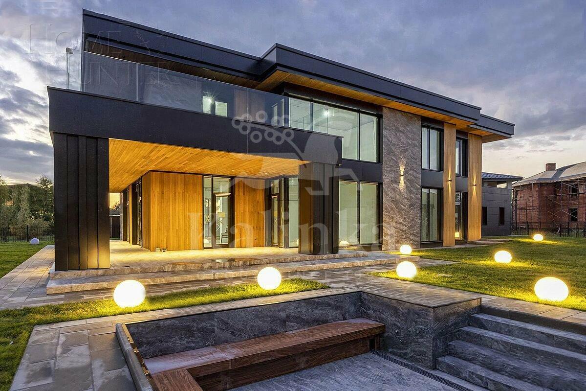 2-этажный коттедж 853.2 м² без отделки