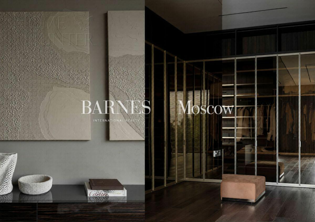 2-этажный коттедж 830 м² с отделкой