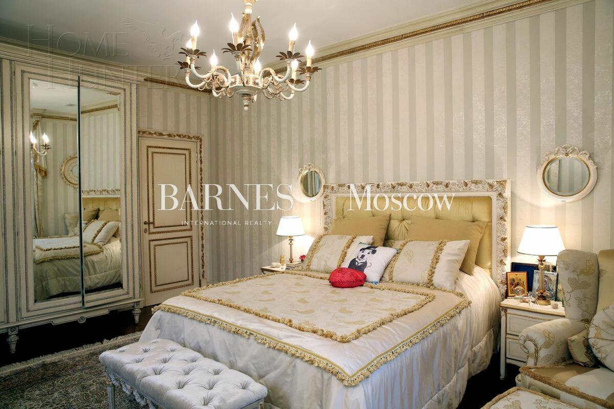 2-этажный коттедж 2 190 м² с отделкой