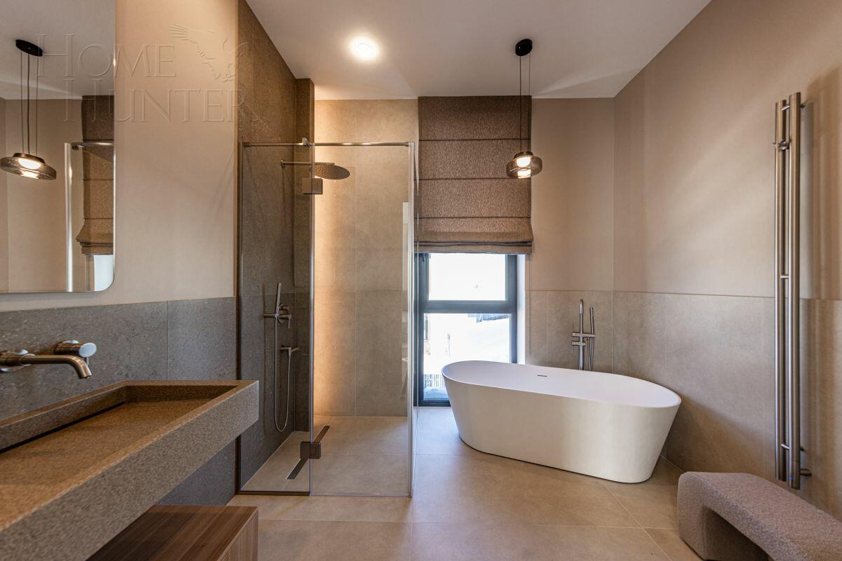 2-этажный коттедж 310 м² с отделкой