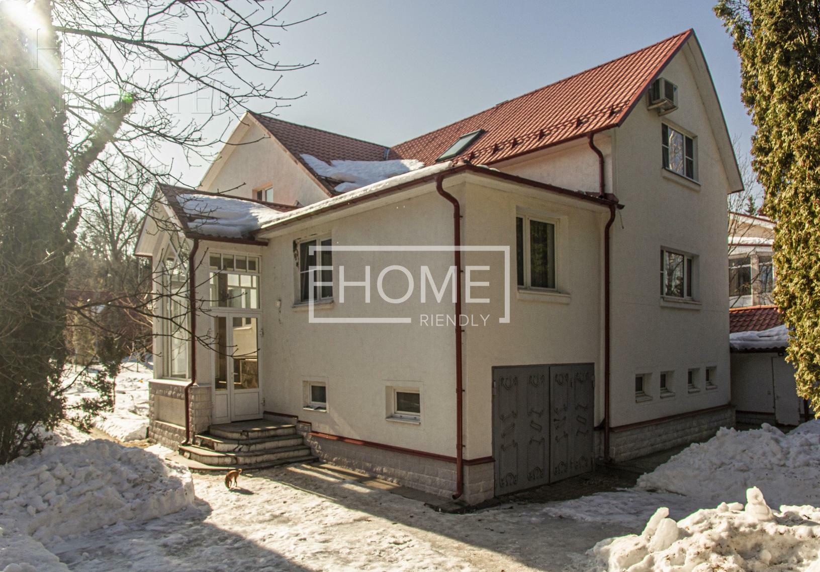 2-этажный коттедж 481.2 м² с отделкой