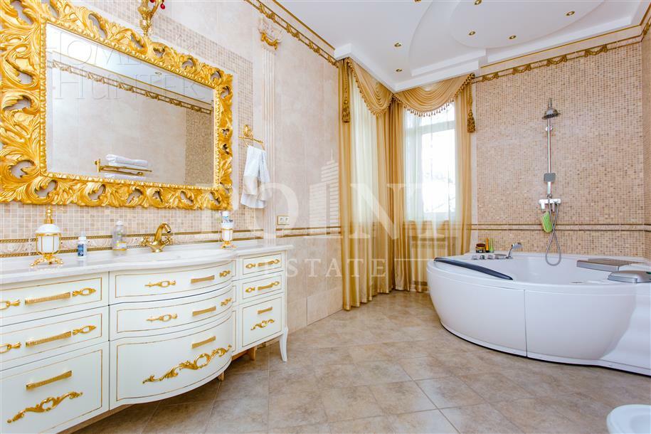 2-этажный коттедж 915 м² с отделкой
