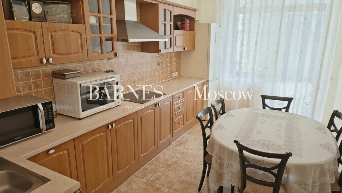 2-этажный таунхаус 286 м² с отделкой