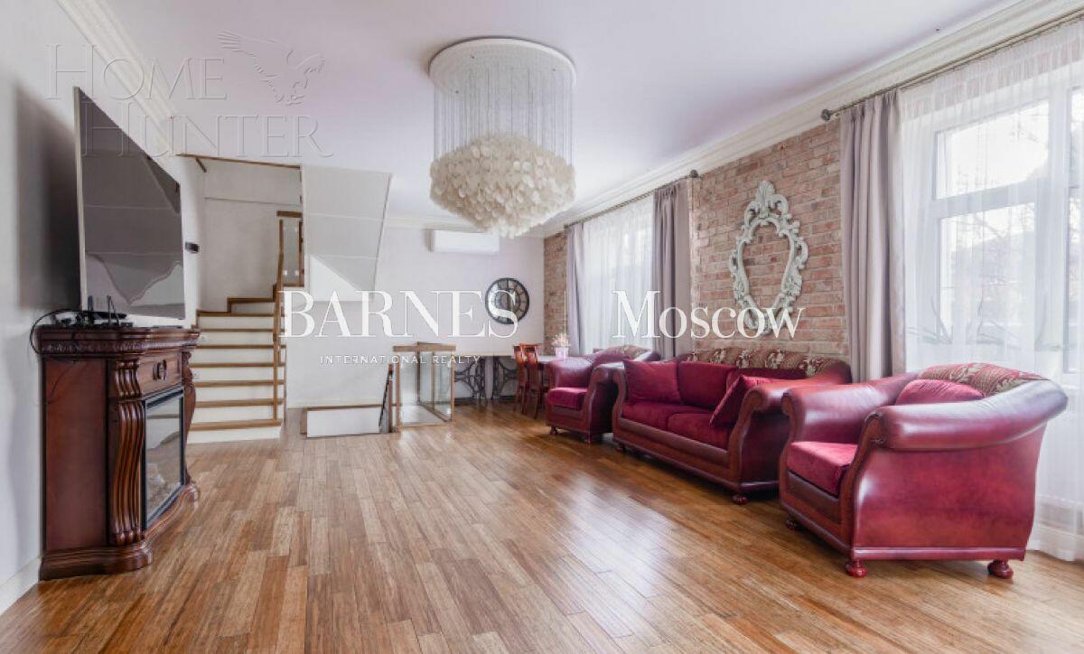 2-этажный коттедж 525 м² с отделкой