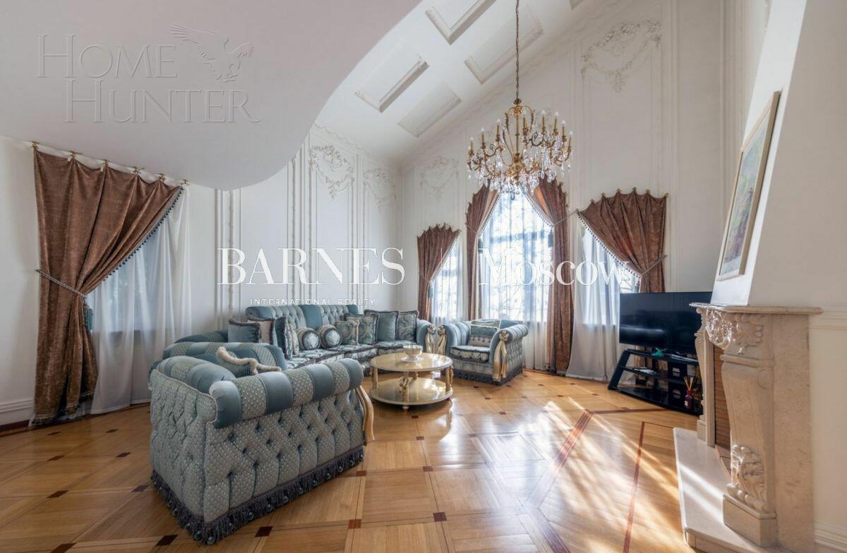 2-этажный коттедж 692 м² с отделкой