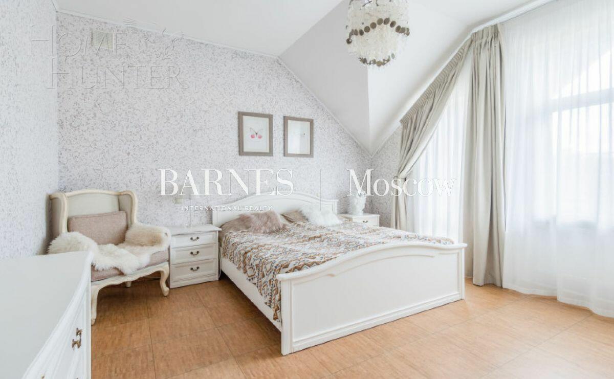 2-этажный коттедж 525 м² с отделкой